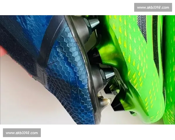 足球鞋钉设计创新与实战性能优化全面解析